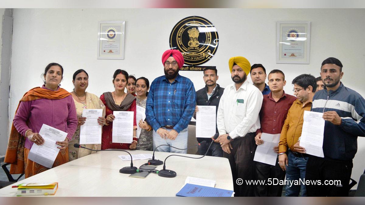 DC Pathankot, Deputy Commissioner Pathankot, Harbir Singh, Pathankot