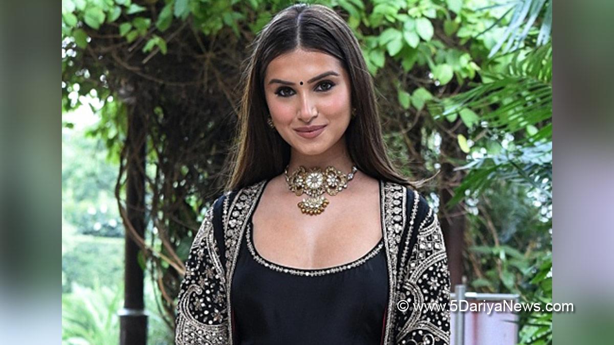 Bollywood, Entertainment, Mumbai, Actor, Actress, Cinema, Hindi Films, Movie, Mumbai News, Heroine, Tara Sutaria, Tara Sutaria Apurva, Tara Sutaria Apurva Shoot, Apurva, Apurva Movie, Apurva Release Date,Apurva Tara Sutaria