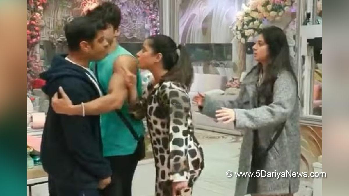 TV, Bigg Boss Season 17, Bigg Boss 17, Bigg Boss, Bigg Boss 17 Contestant List, Bigg Boss 17 Updates, BB 17, BB17, BB 17 Updates, BB 17 News, BB 17 News Today, Bigg Boss 17 News, Bigg Boss 17 News Today, Neil Bhatt, Aishwarya Sharma, Neil Bhatt Aishwarya Sharma 