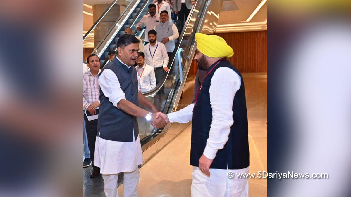 Harbhajan Singh ETO, AAP, Aam Aadmi Party, Aam Aadmi Party Punjab, AAP Punjab, Government of Punjab, Punjab Government, Raj Kumar Singh, R.K. Singh, BJP, Bharatiya Janata Party