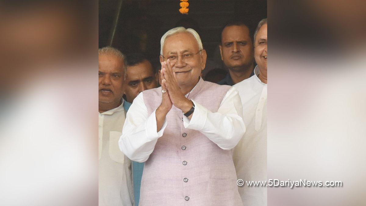 Nitish Kumar, Patna, Bihar, Janata Dal United, Chief Minister of Bihar, Nitish Kumar Vulgar Remark, Nitish Kumar Controversy, Nitish Kumar Apology
