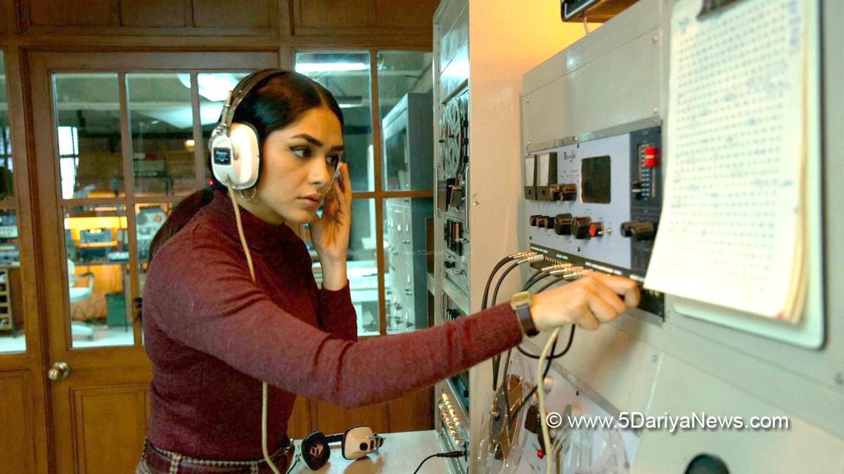 Mrunal Thakur, Pippa, Bollywood, Entertainment, Mumbai, Actor, Cinema, Hindi Films, Movie, Mumbai News
