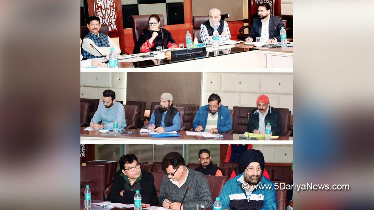 Hina Bhat, Kashmir, Jammu And Kashmir, Jammu & Kashmir, Jammu, J&K Khadi Villages and Industries Board, JKKVIB, Dr.Hina Shafi Bhat, KVIB