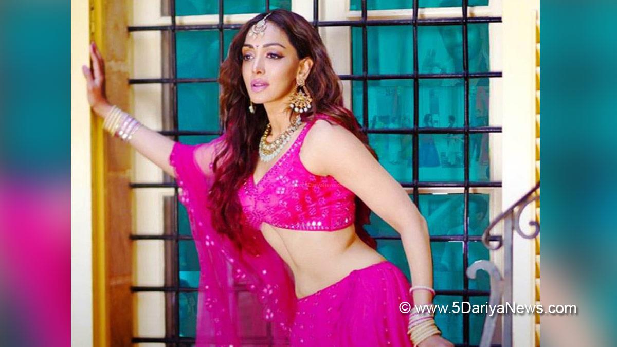 Music, Entertainment, Mumbai, Singer, Song, Mumbai News, Khushalii Kumar, Tusharr Khanna, Starfish, Madhaniyan