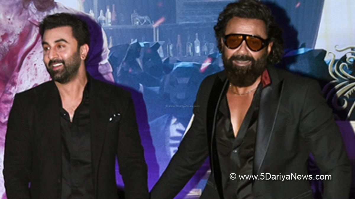 Bollywood, Entertainment, Mumbai, Actor, Actress, Cinema, Hindi Films, Movie, Mumbai News, Ranbir Kapoor, Ranbir Kapoor Batameez Dil, Ranbir Kapoor Animal, Ranbir Kapoor Animal Dance, Ranbir Kapoor Dance, Ranbir Kapoor Batameez Dil Dance