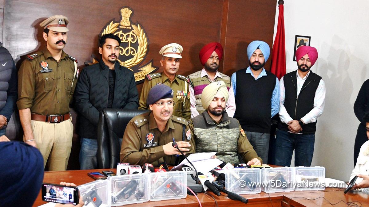 Crime News Punjab, Punjab Police, Police, Crime News, S.A.S. Nagar Police, Mohali Police, Dr. Sandeep Garg, SSP Mohali