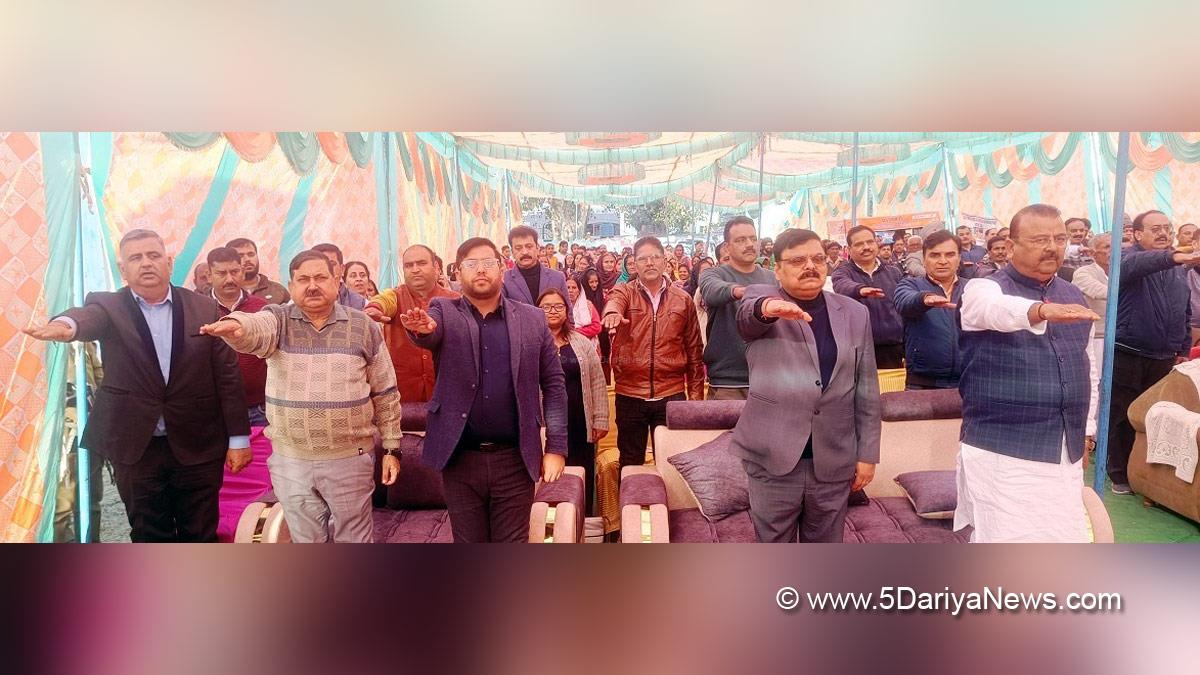 Alok Kumar, Samba, Deputy Commissioner Samba, Abhishek Sharma, Kashmir, Jammu And Kashmir, Jammu & Kashmir, District Administration Samba, Viksit Bharat Sankalp Yatra, VBSY, Information Education and Communication