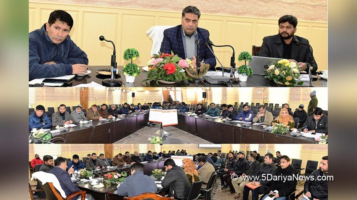 Ganderbal, Deputy Commissioner Ganderbal, Shyambir, Kashmir, Jammu And Kashmir, Jammu & Kashmir, District Administration Ganderbal, Talat Parvez Rohella,Viksit Bharat Sankalp Yatra, VBSY, Information Education and Communication