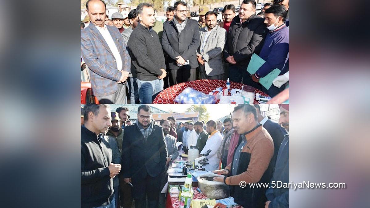 Poonch, Deputy Commissioner Poonch, Yasin M. Choudhary, Yasin Mohammad Choudhary, Kashmir, Jammu And Kashmir, Jammu & Kashmir, District Administration Poonch, Viksit Bharat Sankalp Yatra, VBSY, Information Education and Communication, Meri Kahani Meri Zubani, Nazim Zai