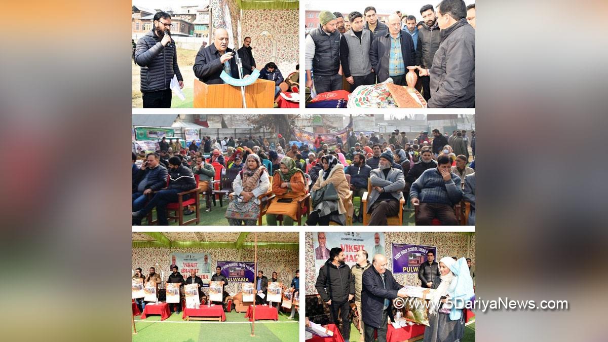Sheikh Fayaz Ahmad, Commissioner Secretary Floriculture Gardens & Parks, Pulwama, Kashmir, Jammu And Kashmir, Jammu & Kashmir, Viksit Bharat Sankalp Yatra, VBSY, Information Education and Communication, Meri Kahani Meri Zubani