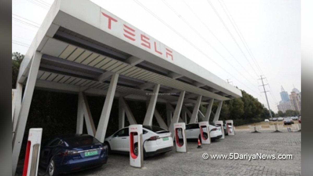 Elon Musk, SpaceX CEO, Tesla CEO, San Francisco, SpaceX Project, Elon Musk Tesla, Elon Musk Twitter, Tesla Stocky, Space X Stock, Elon Musk Tesla, Musk, Elon Musk AI, Richest Man In The World, Disney+, Disney+ Tesla, Musk Iger Rivalry