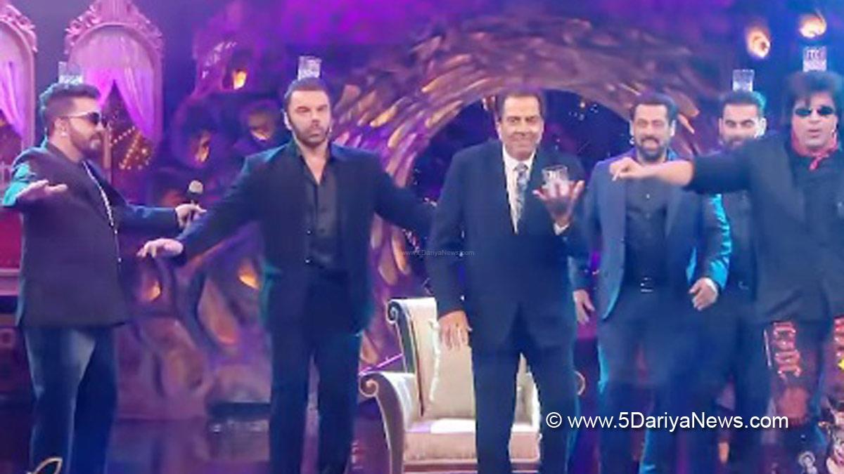 Dharmendra at Bigg Boss 