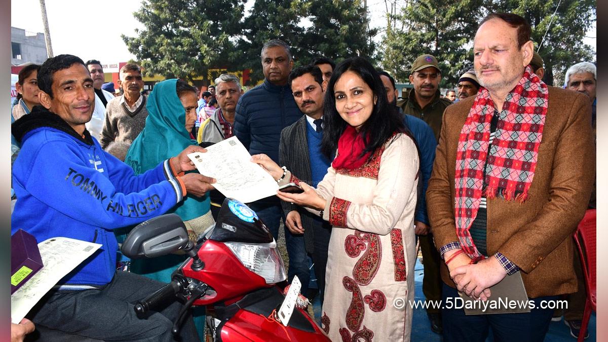 Prerna Puri, Rajouri, DDC Rajouri, District Development Commissioner Rajouri, Om Prakash Bhagat, Kashmir, Jammu And Kashmir, Jammu & Kashmir, District Administration Rajouri,Viksit Bharat Sankalp Yatra, VBSY, Information Education and Communication, Meri Kahani Meri Zubani