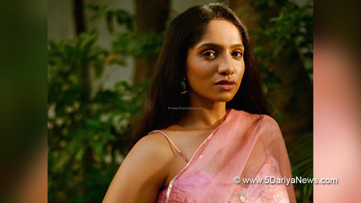 Tollywood, Jamie Lever Movies, Jamie Lever Telugu Movies, Jamie Lever Telugu Film Debut, Jamie Lever Tollywood Debut, Jamie Lever elugu Film Debut, Aa Okatti Adakku, Aa Okatti Adakku Movie