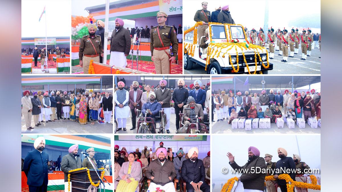 Balkar Singh, AAP, Aam Aadmi Party, Aam Aadmi Party Punjab, AAP Punjab, Devinder Singh Laddi Dhos, Manjit Singh Bilaspur, DC Moga, Kulwant Singh, Deputy Commissioner Moga, Moga, 75th Republic Day, Republic Day 2024, Republic Day of India, Indian Republic Day, 26 January 2024