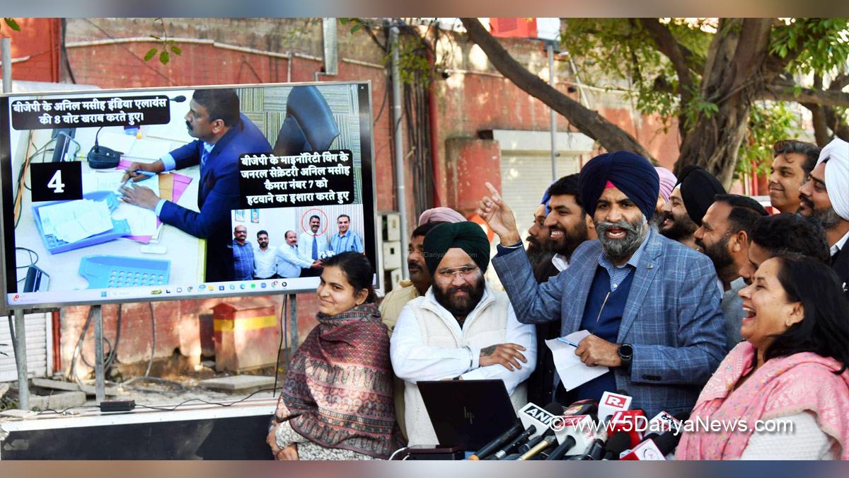 Dr. S.S Ahluwalia, Dr. Sunny Singh Ahluwalia, Sunny Singh Ahluwalia, AAP, Aam Aadmi Party, Aam Aadmi Party Punjab, AAP Punjab