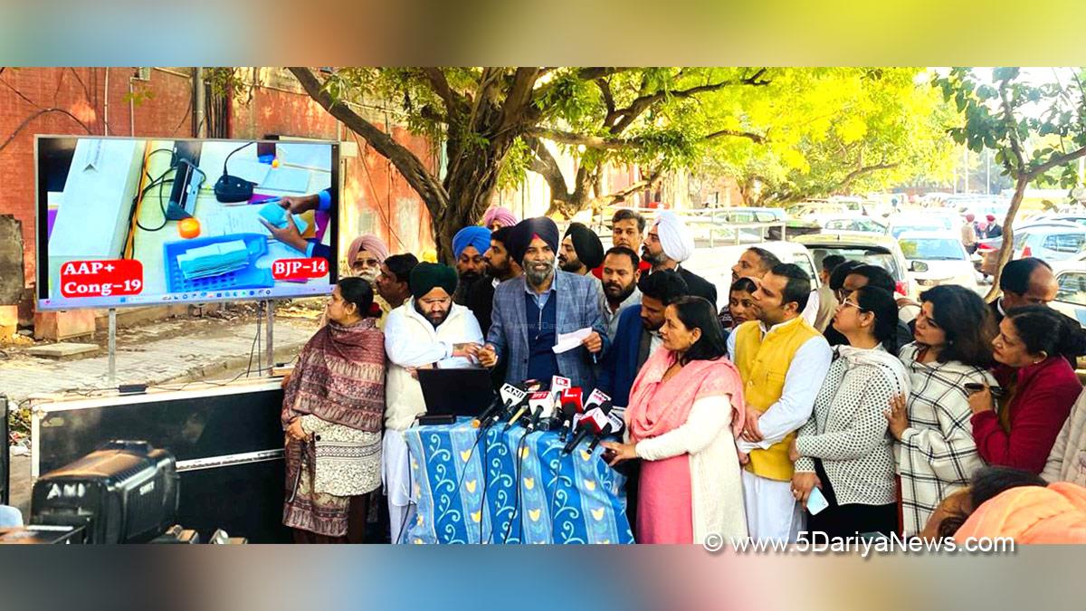 Dr. S.S Ahluwalia, Dr. Sunny Singh Ahluwalia, Sunny Singh Ahluwalia, AAP, Aam Aadmi Party, Aam Aadmi Party Punjab, AAP Punjab