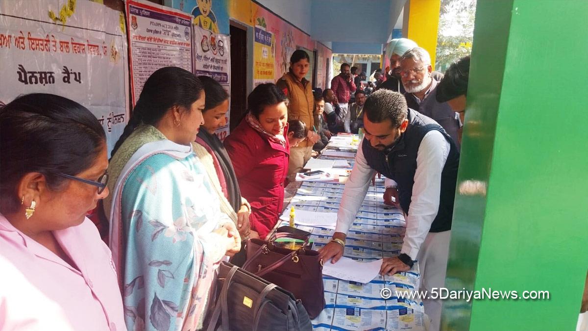 Narinder Pal Singh Sawna, Fazilka, AAP, Aam Aadmi Party, Aam Aadmi Party Punjab, AAP Punjab, Aap Di Sarkar Aap De Dwaar, Aap Di Sarkar Aap De Dwar, Aap Di Sarkar Aap De Dwaar Scheme, Aap Di Sarkar Aap De Dwaar Scheme In Punjab, Government of Punjab, Punjab Government