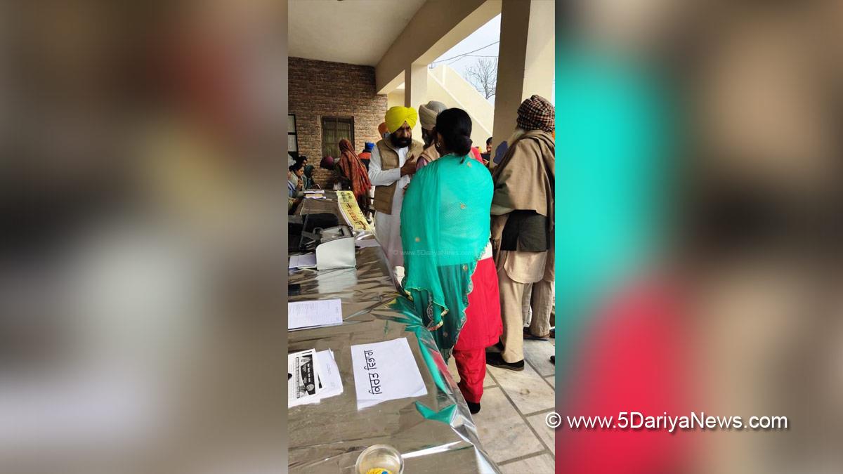 Dr. Charanjit Singh, Chamkaur Sahib, AAP, Aam Aadmi Party, Aam Aadmi Party Punjab, AAP Punjab, Kharar, Kharar News, News of Kharar, Kharar Updates, Aap Di Sarkar Aap De Dwaar, Aap Di Sarkar Aap De Dwar, Aap Di Sarkar Aap De Dwaar Scheme, Aap Di Sarkar Aap De Dwaar Scheme In Punjab, Government of Punjab, Punjab Government