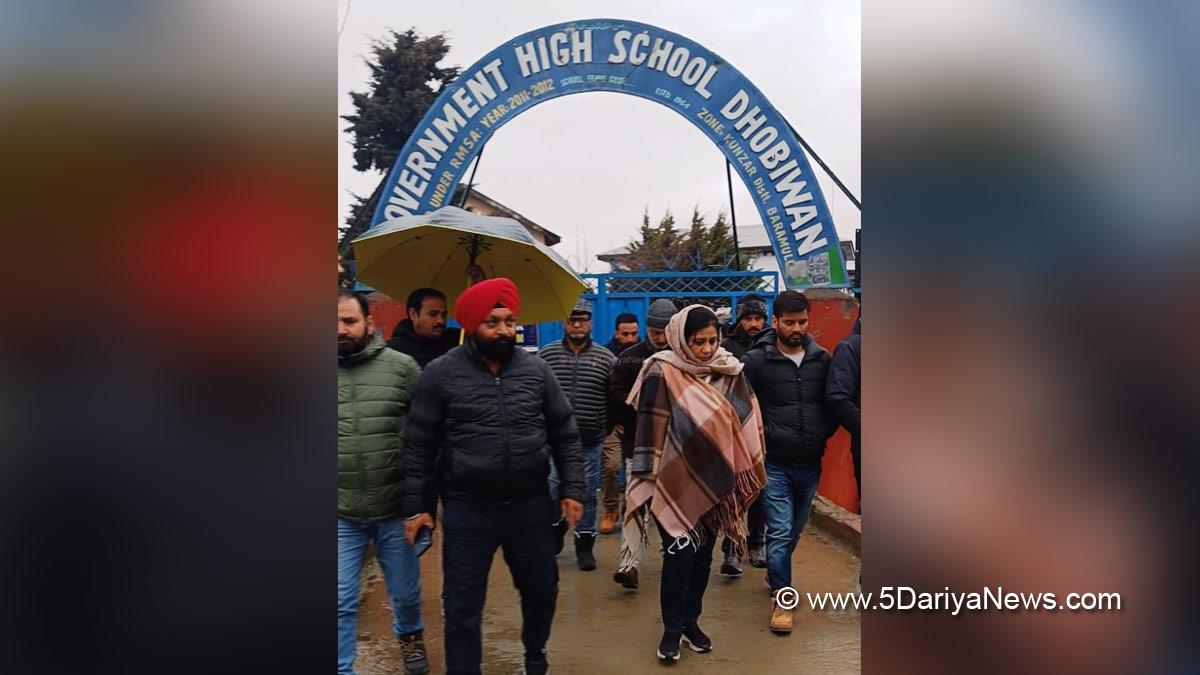  Anoo Malhotra, Kashmir, Jammu And Kashmir, Jammu & Kashmir, Baramulla