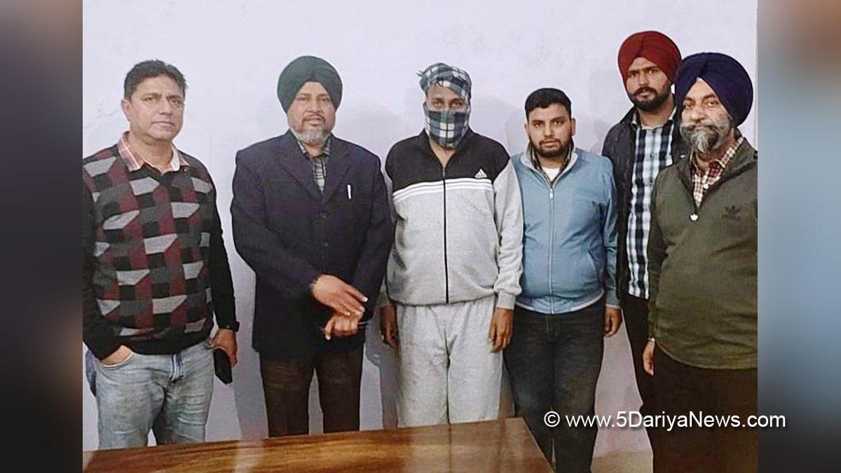 Vigilance Bureau, Crime News Punjab, Punjab Police, Police, Crime News, Pathankot Police, Pathankot