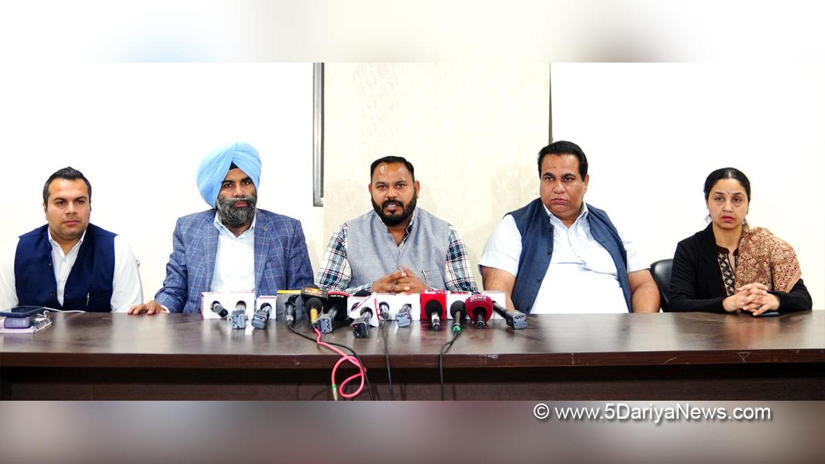 Dr. S.S Ahluwalia, Dr. Sunny Singh Ahluwalia, Sunny Singh Ahluwalia, AAP, Aam Aadmi Party, Aam Aadmi Party Punjab, AAP Punjab