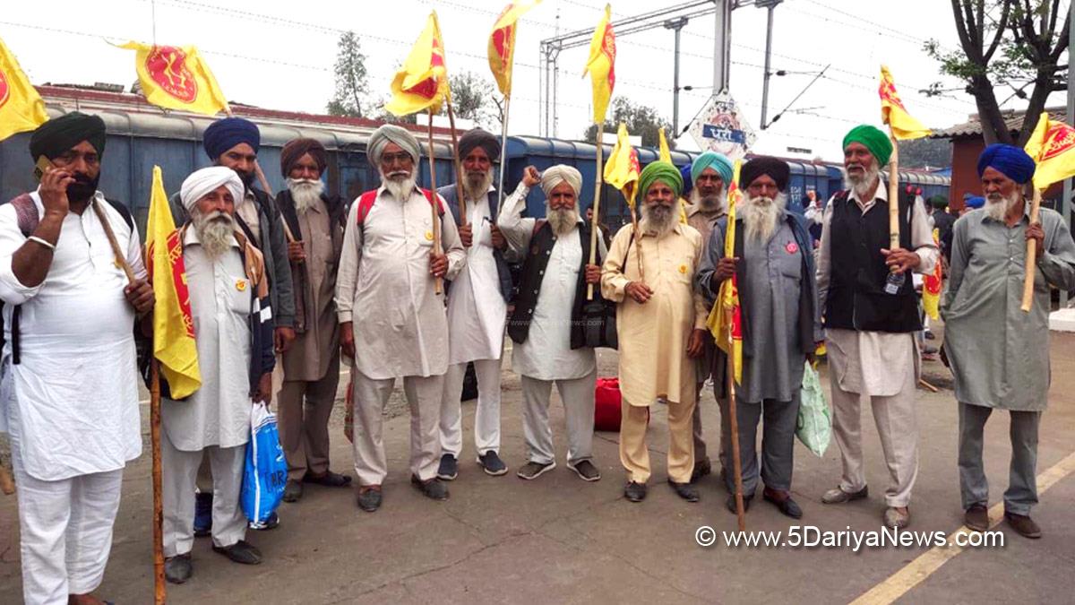 Farmer Protest,Protest,Agitation,Demonstration,Samyukta Kisan Morcha,Sanyukt Kisan Morcha,Farmers Protest,Farmer Protest 2024,Farmers Protest 2024,MSP,Minimum Support Prices,Shambhu Border,Khanauri Border 