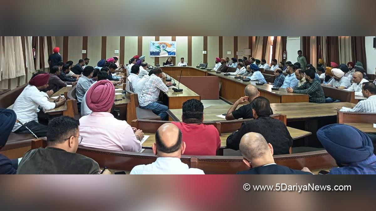 Sakshi Sawhney, DC Ludhiana, Ludhiana, Deputy Commissioner Ludhiana, ECI, Chief Electoral Officer Punjab, Lok Sabha Elections 2024, General Elections 2024, CEO Punjab, Chunav Ka Parv, Desh Ka Garv