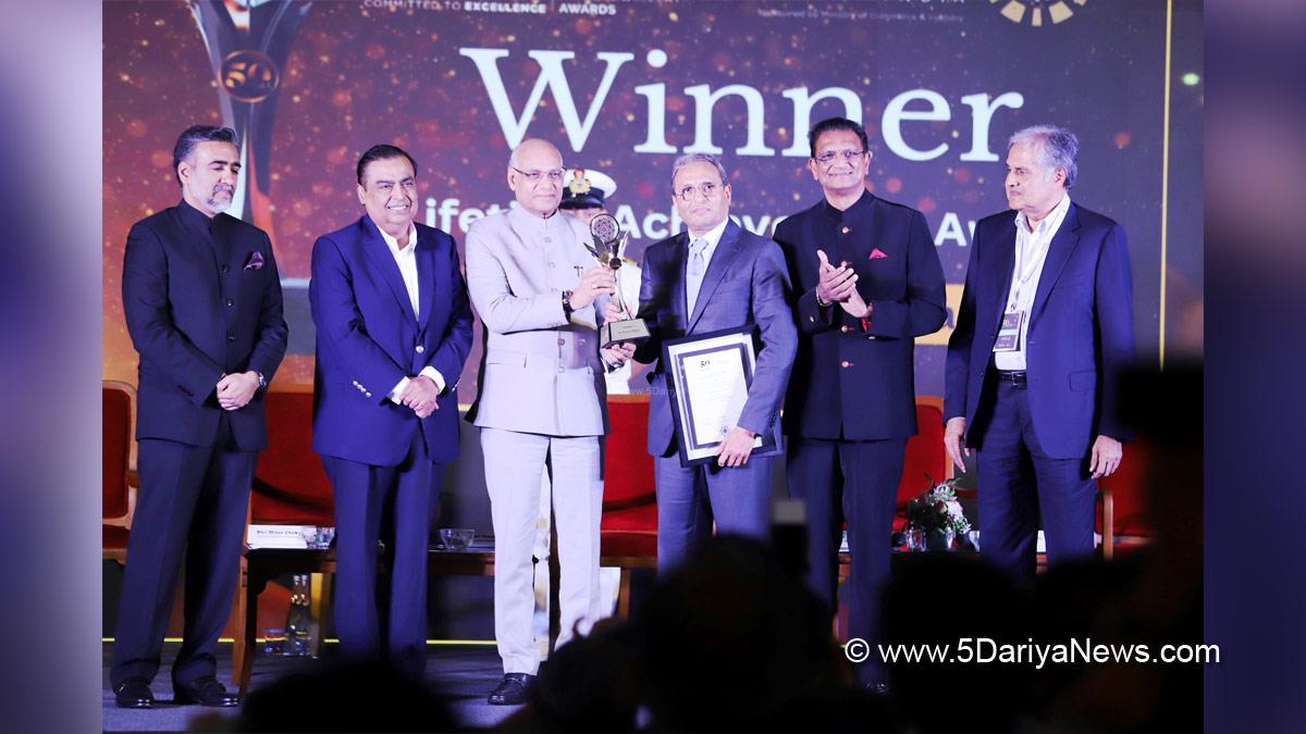 Ramesh Bais, Governor of Maharashtra, BJP, Bharatiya Janata Party, Mukesh Ambani, 50th India Gem & Jewelery Awards, GJEPC, Mumbai