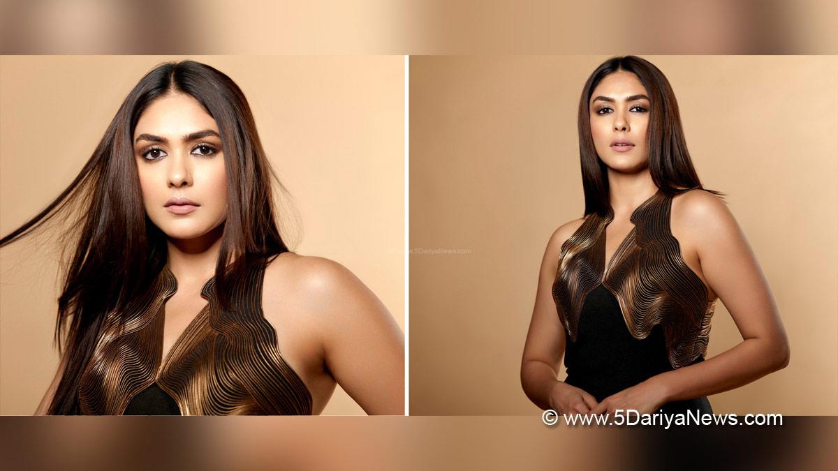Mrunal Thakur, Bollywood, Entertainment, Mumbai, Actress, Cinema, Hindi Films, Movie, Mumbai News, Heroine
