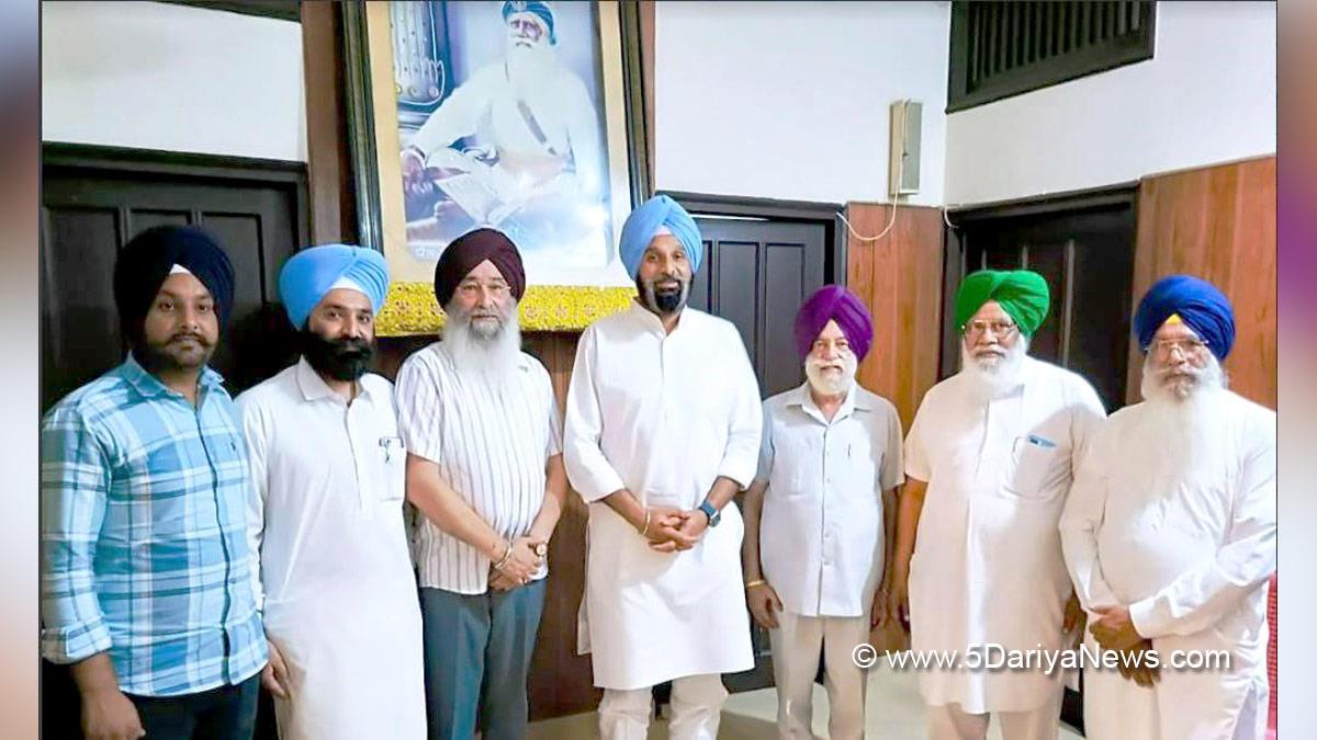 Bikram Singh Majithia, Shiromani Akali Dal, SAD, Akali Dal, Ravinder Singh Brahmpura