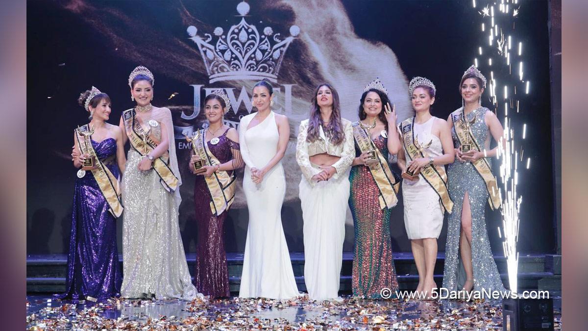 Fashion, Malaika Arora, Narifirst Aikta Sharma, Nari First Jewel of India Beauty Contest, Mumbai
