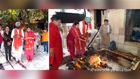 Amarinder Singh Raja Warring Seeks Blessings At Shri Maa Chintpurni Temple