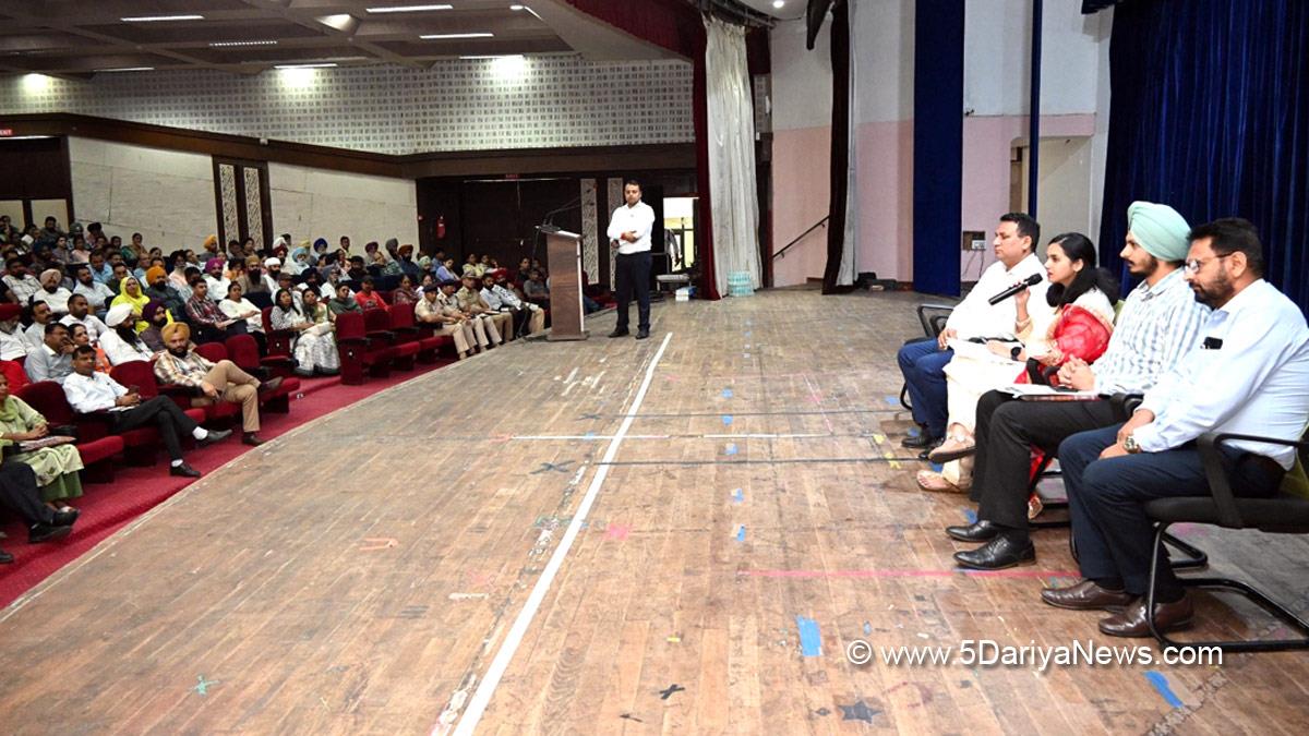 DC Ludhiana, Sakshi Sawhney, Ludhiana, Deputy Commissioner Ludhiana