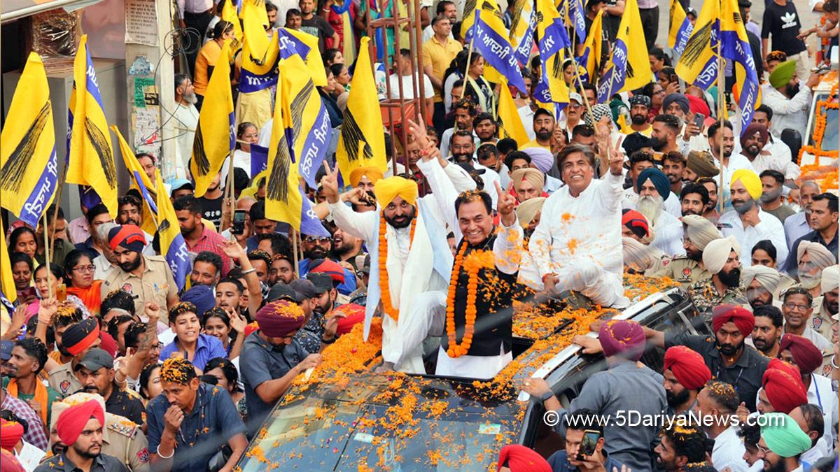 Mann campaigns for Dr Chabbewal in Phagwara, held a road show and appealed to make AAP win by a huge margin