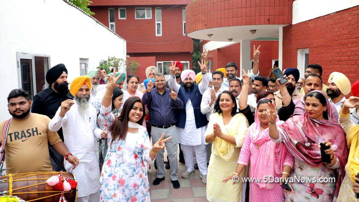 Harjot Singh Bains, AAP, Aam Aadmi Party, Aam Aadmi Party Punjab, AAP Punjab, Government of Punjab, Punjab Government, Neel Garg, Prabhjot Kaur