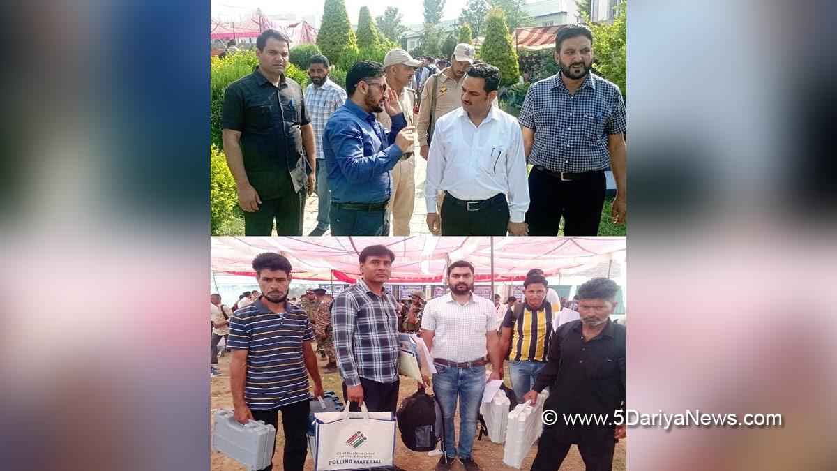 Om Prakash Bhagat, Rajouri, DDC Rajouri, District Development Commissioner Rajouri, Kashmir, Jammu And Kashmir, Jammu & Kashmir, District Administration Rajouri, Chief Electoral Officer J&K,Lok Sabha Elections 2024,General Elections 2024,CEO J&K,Chunav Ka Parv,Desh Ka Garv,No Voter To Be Left Behind