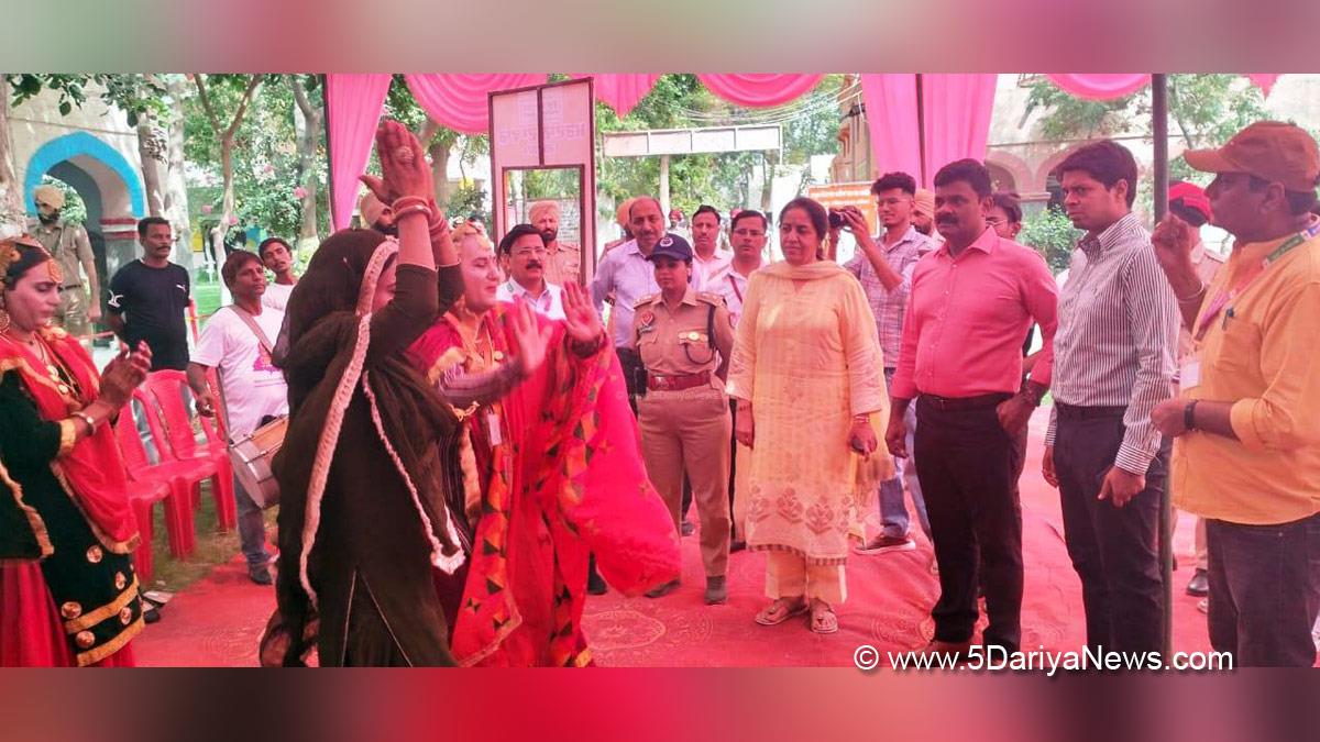 Senu Duggal, DC Fazilka, Fazilka, Deputy Commissioner Fazilka, ECI, Chief Electoral Officer Punjab, Lok Sabha Elections 2024, General Elections 2024, CEO Punjab, Chunav Ka Parv, Desh Ka Garv