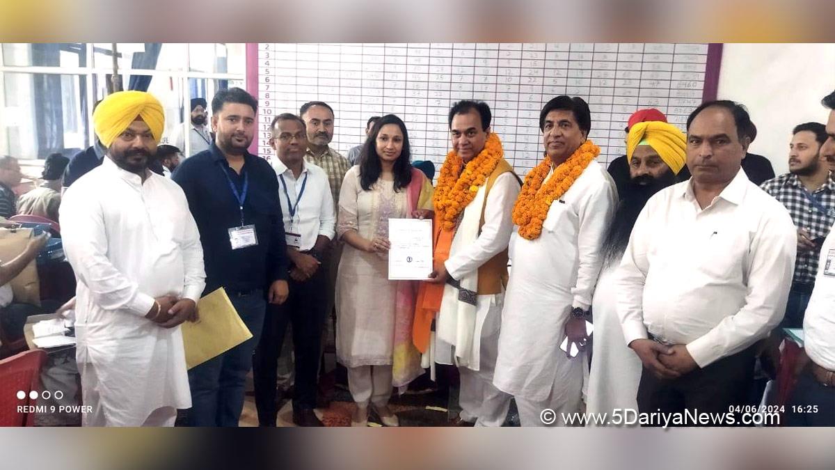 Raj Kumar Chabbewal, Bram Shanker Jimpa, AAP, Aam Aadmi Party, Aam Aadmi Party Punjab, AAP Punjab, DC Hoshiarpur, Deputy Commissioner Hoshiarpur, Komal Mittal, Hoshiarpur, Lok Sabha Elections 2024, General Elections 2024, Lok Sabha Election, Lok Sabha 2024