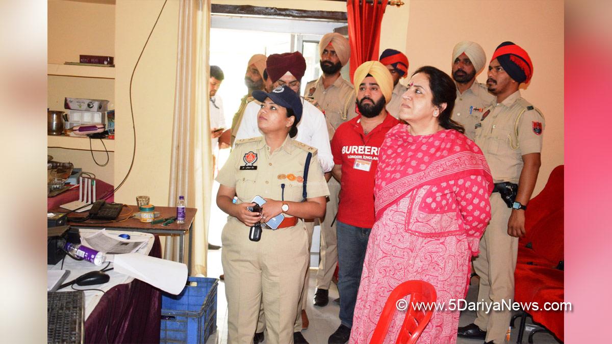 Senu Duggal, DC Fazilka, Fazilka, Deputy Commissioner Fazilka, ECI, Chief Electoral Officer Punjab, Lok Sabha Elections 2024, General Elections 2024, CEO Punjab, Chunav Ka Parv, Desh Ka Garv