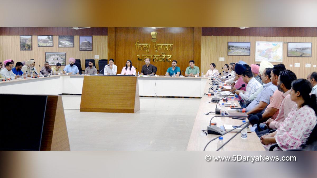 Aditya Uppal, DC Pathankot, Deputy Commissioner Pathankot, Pathankot