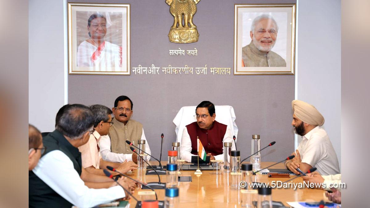 Pralhad Joshi, Shripad Yesso Naik, BJP, Bharatiya Janata Party