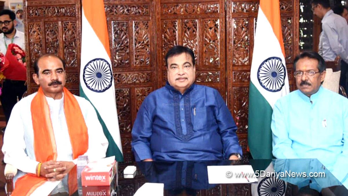 Nitin Gadkari, Ajay Tamta, Harsh Malhotra, Bharatiya Janata Party, BJP