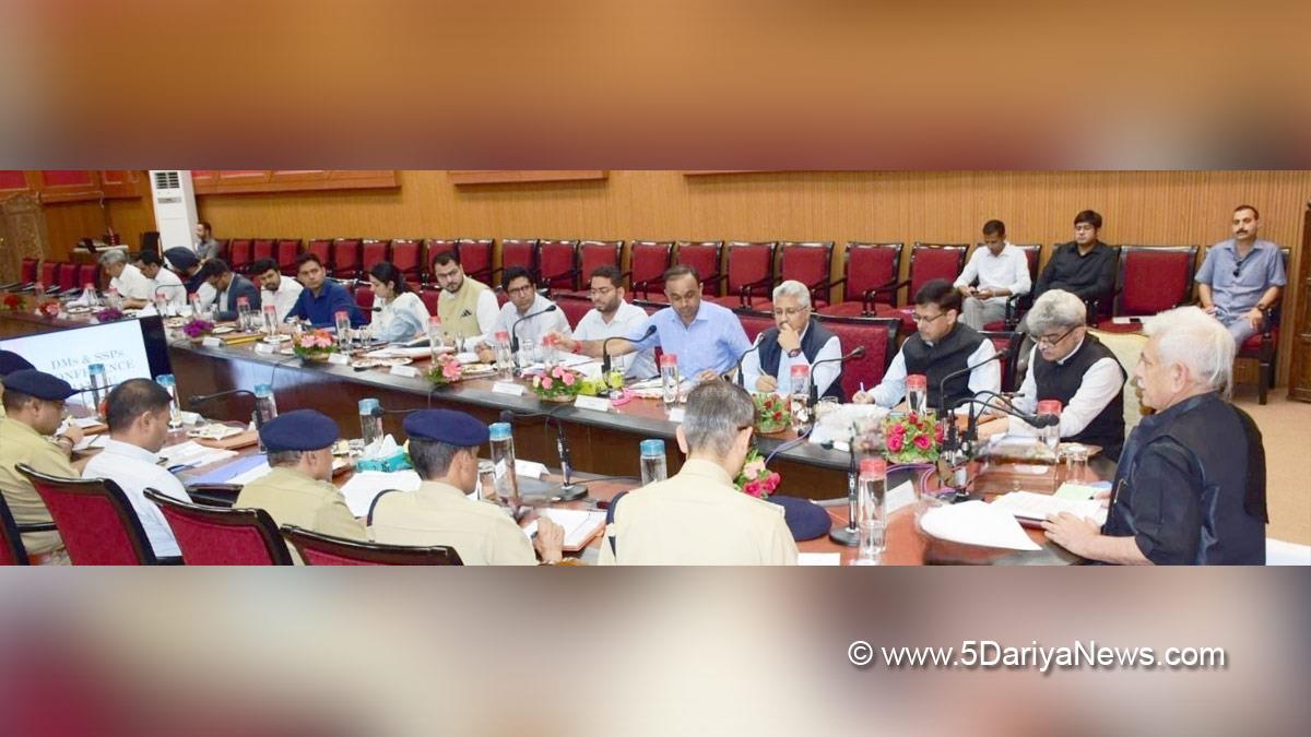 Manoj Sinha, Lieutenant Governor J&K, Raj Bhavan, Jammu, Srinagar, Kashmir, Jammu And Kashmir, Jammu & Kashmir, Atal Dulloo,Dr Mandeep Kumar Bhandari,Ramesh Kumar, Sachin Kumar Vaishay