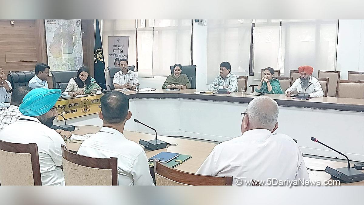 Komal Mittal, DC Hoshiarpur, Deputy Commissioner Hoshiarpur, Hoshiarpur