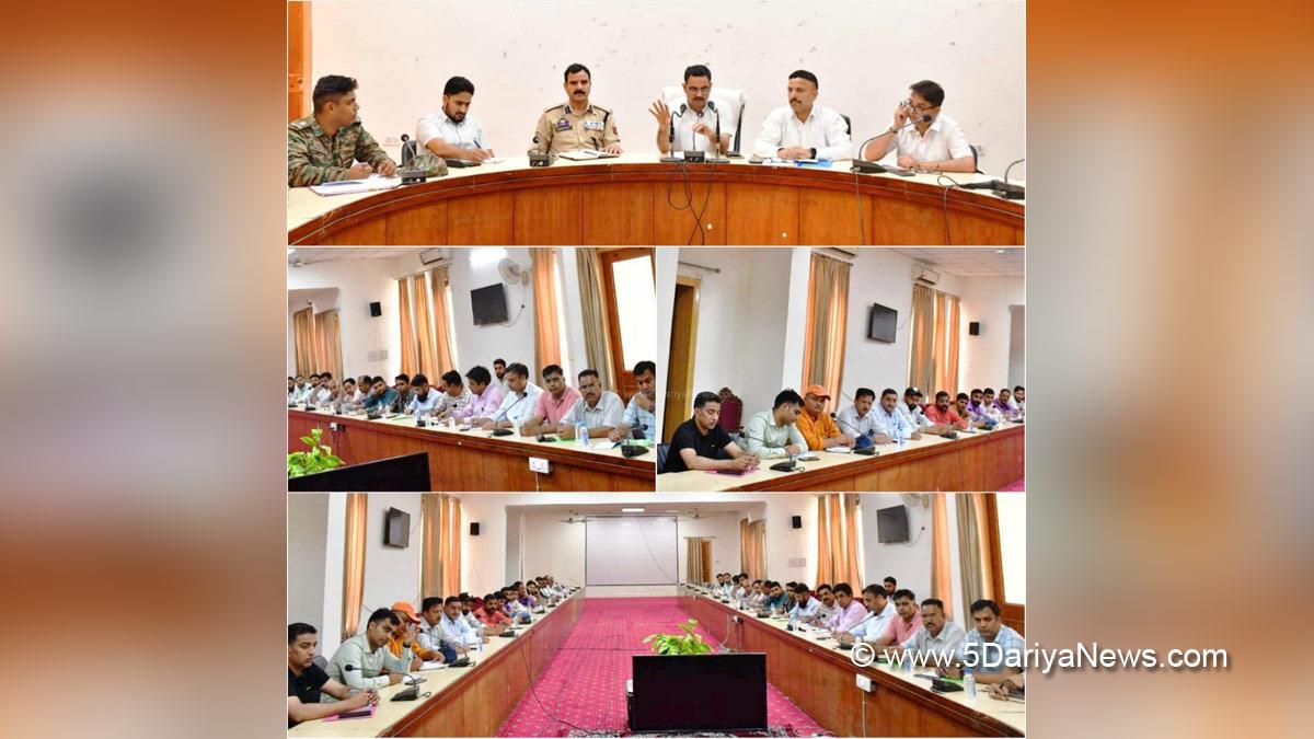Om Prakash Bhagat, Rajouri, DDC Rajouri, District Development Commissioner Rajouri, Kashmir, Jammu And Kashmir, Jammu & Kashmir, District Administration Rajouri