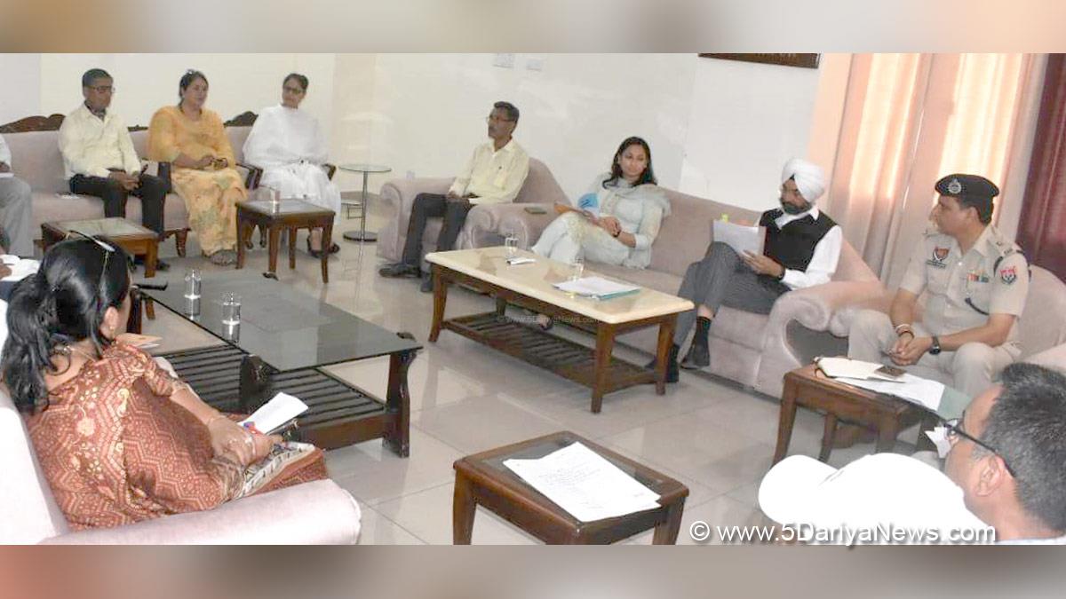 Komal Mittal, DC Hoshiarpur, Deputy Commissioner Hoshiarpur, Hoshiarpur