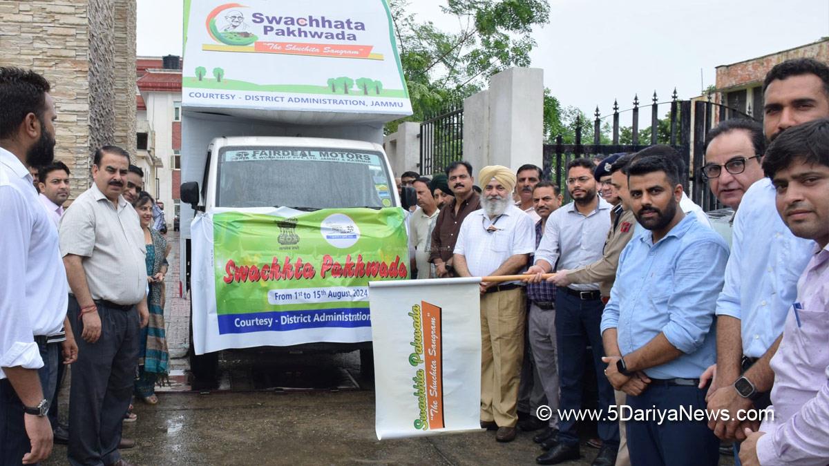 Sachin Kumar Vaishay, Sachin Kumar Vaishya, Jammu, Deputy Commissioner Jammu, Kashmir, Jammu And Kashmir, Jammu & Kashmir, District Administration Jammu, Swachhta Pakhwada, The Shuchita Sangram