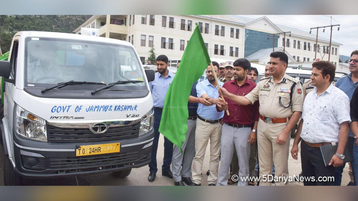 Dr. Devansh Yadav, Kishtwar, DDC Kishtwar, District Development Commissioner Kishtwar, Kashmir, Jammu And Kashmir, Jammu & Kashmir, District Administration Kishtwar, Swachhta Pakhwada, The Shuchita Sangram