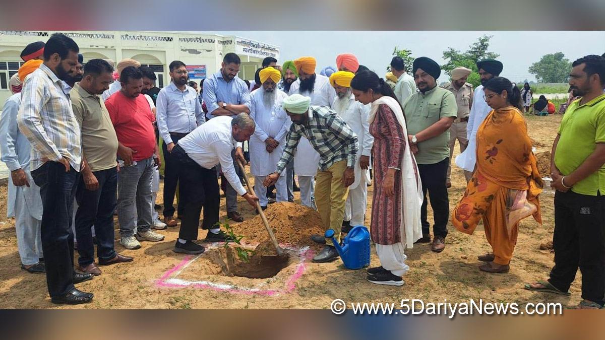 Jitendra Jorwal, DC Sangrur, Deputy Commissioner Sangrur, Sangrur, Tree Plantation,Forest Plantation,Plantation forestry,Tree Planting,Tree Plantation Drive,Plants Sapling,Tree Plantation Drive 2024